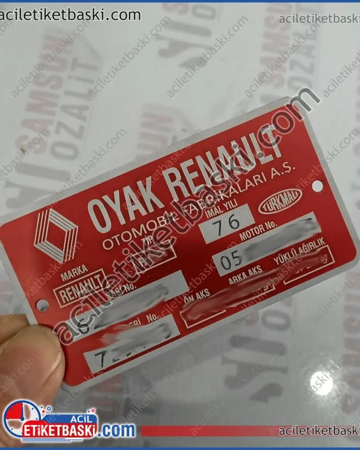 oyak renault, toros araç motor şasesi, renault 12, flash renault, araba motor şasi baskısı, Renault Toros motor şasi numarası, kırmızı metal, paslanmaz alüminyum, üzeri lazer ile kazıma, dış mekan dayanıklı, su güneş aşınmalara karşı dayanıklı, 30 yıl kullanım ömrü, silinen motor numarası, okunmayan, muayeneden geçmeyen motor şasi numaraları aslına uygun tasarlanır, aynı gün gönderim yapılır