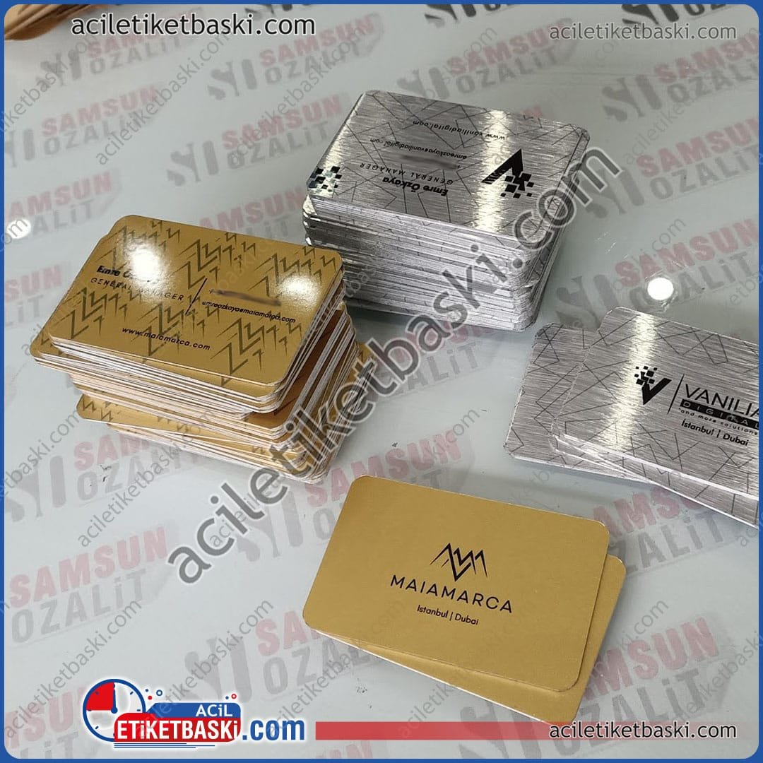 Metal kartvizit, altın ve gümüş renklerde, tek ve çift yüzey baskılı, az adet üretim mümkün, aynı gün gönderim, taarım desteği, acil kartvizit baskı merkezi Metal kartvizit, altın ve gümüş renklerde, tek ve çift yüzey baskılı, az adet üretim mümkün, aynı gün gönderim, tasarım desteği, acil kartvizit baskı merkezi