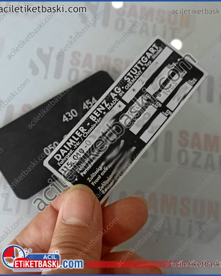 daimler benz stuttgart, mercedes motor etiketi, 115 model , araç motor etiketi, aslına uygun, okunmayan denetimden geçmeyen etiketler yerine, aslına uygun tasarım ve baskı etiketi, paslanmaz alüminyum