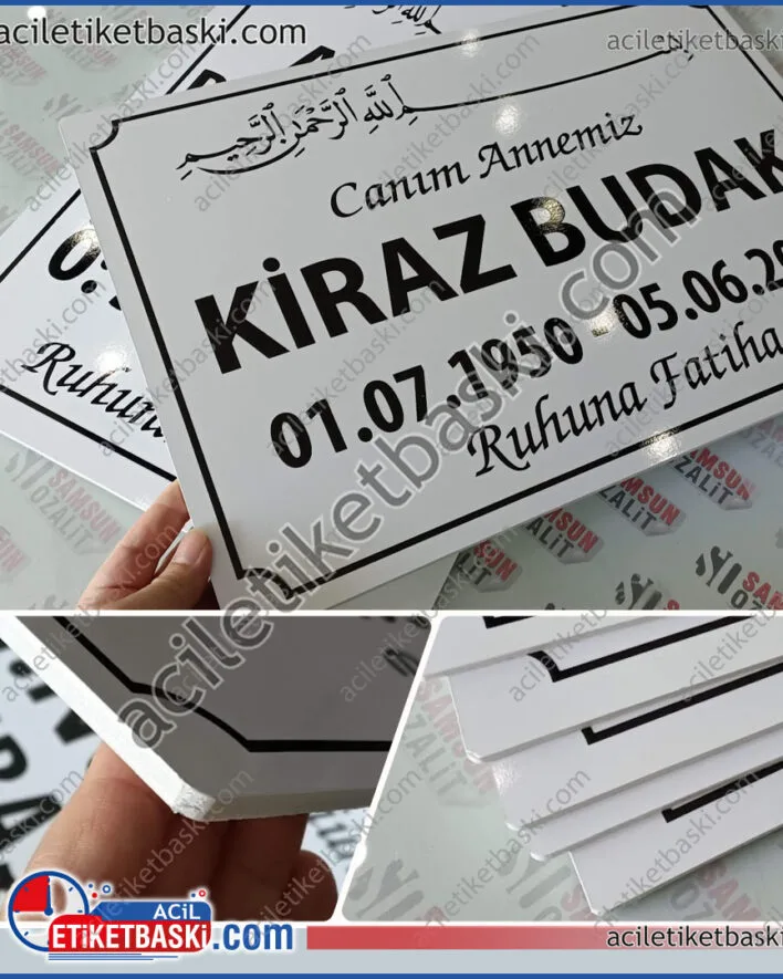 geçici mezar taşı, 35x50cm ebadında, dış mekan dayanıklı, 5mm plastik ürün, vidalanabilir, dış alanda sudan etkilenmez, 1-2yıl güneş dayanımı vardır, merhum bilgileri yaılı, besmele yazılı, fatiha yazılı mezart taşı, aynı gün gönderilir