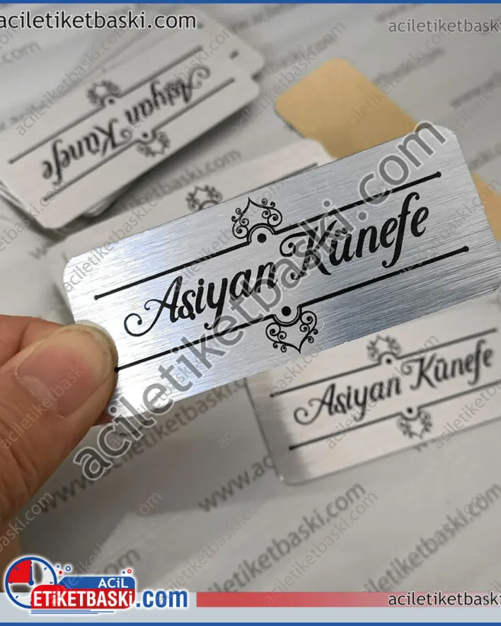 marka baskılı, logo baskılı, metal etiket, ürün üzerine, yapıştırılan, alüminyum paslanmaz metal etiket üretimi, ebat ve adede göre fiyat alınız, tasarım desteği, aynı gün gönderim