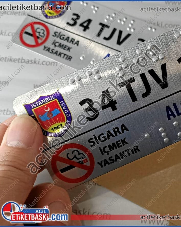 ticari taksi, görme engelli, braille alfabe baskılı, yönetmeliğe uygun, araç içi plaka baskılı tabela, kaliteli metal etiket baskısı, ibb yönetmeliğine uygun, üretim imalat, aynı gün gönderim