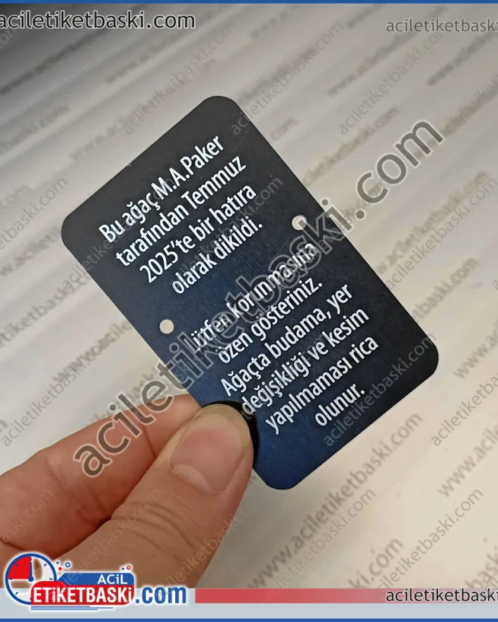 ağaç dikim töreni için, künye metal baskı, dikim amacı, kim için dikildiği, yazılı, dış mekan dayanıklı, lazer kalıcı baskı, paslanmaz alüminyum malzeme, üretim, imalat, tasarım