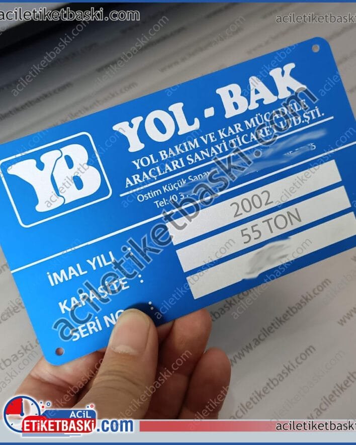 yol bakım ve karla mücadele aracı, yolbak, kar aracı seri no baskılı, araç bilgi etiketi, okunmayan yada düşen araç etiketlerine aslına uygun üretim, acil etiket baskı merkezi, yerli üretim araç etiketleri, garaj araba etiketleri, belli bir hizmet görevi tanımlanmış araç marka etiketleri, üretim, imalat ve tasarım