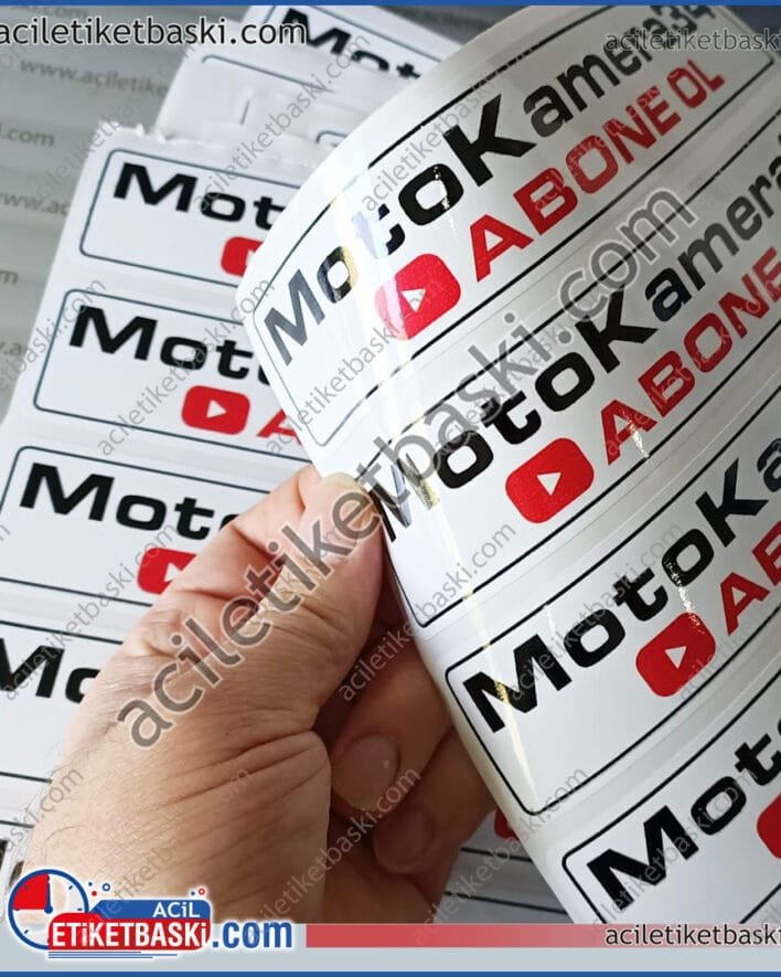 Baskes Etiket, moto kamera 34 baskılı, motor kask arkası etiket, dış mekan dayanıklı ürün, kaliteli yapışkan, sudan etkilenmez, reklam etiket baskıları, tasarım desteği, az adet üretim yapılır, aynı gün gönderim