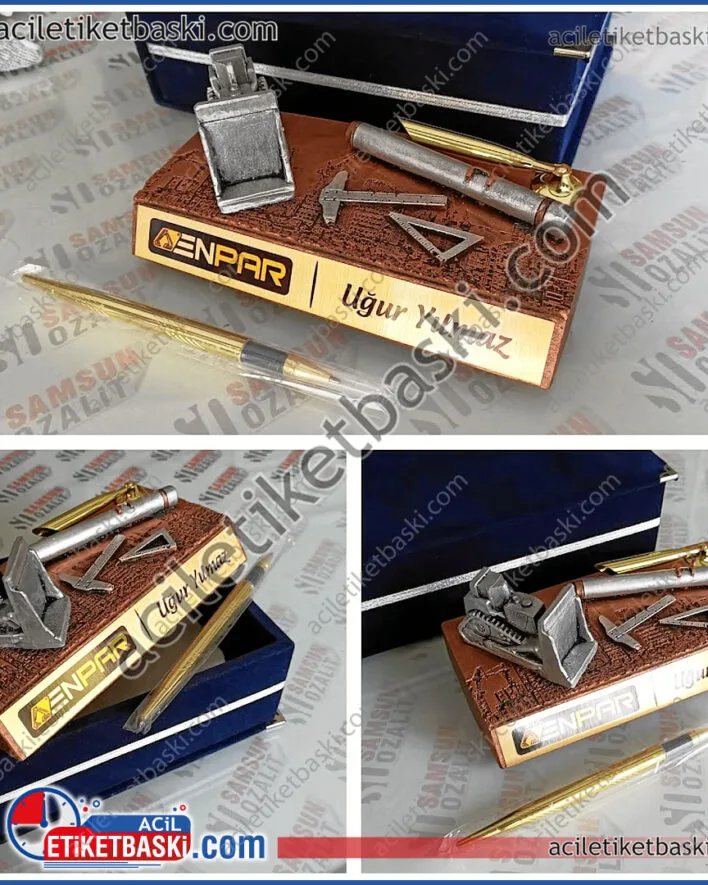 Kepçe masa üzeri isimlik, iş makineleri, parça satıcısı firma için, kişiselleştirilmiş, isim baskılı, hediyelik ürün, masa üzeri isimli, kaliteli, şık, vip ürün, el yapımı, el boyaması, başka yerde yok, aynı gün gönderim yapılır