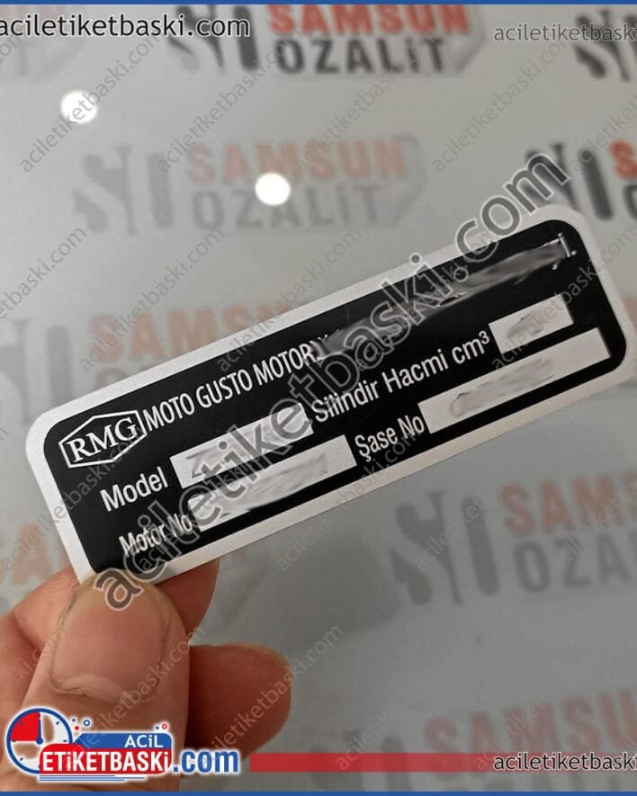 RMG moto gusto, marka motor etiketi, motosiklet etiket baskısı, silinen, okunmayan, düşen, yıpranan, muayeneden geçmeyen, metal motor etiket baskısı, paslanmaz alüminyum, lazer kalıcı baskı