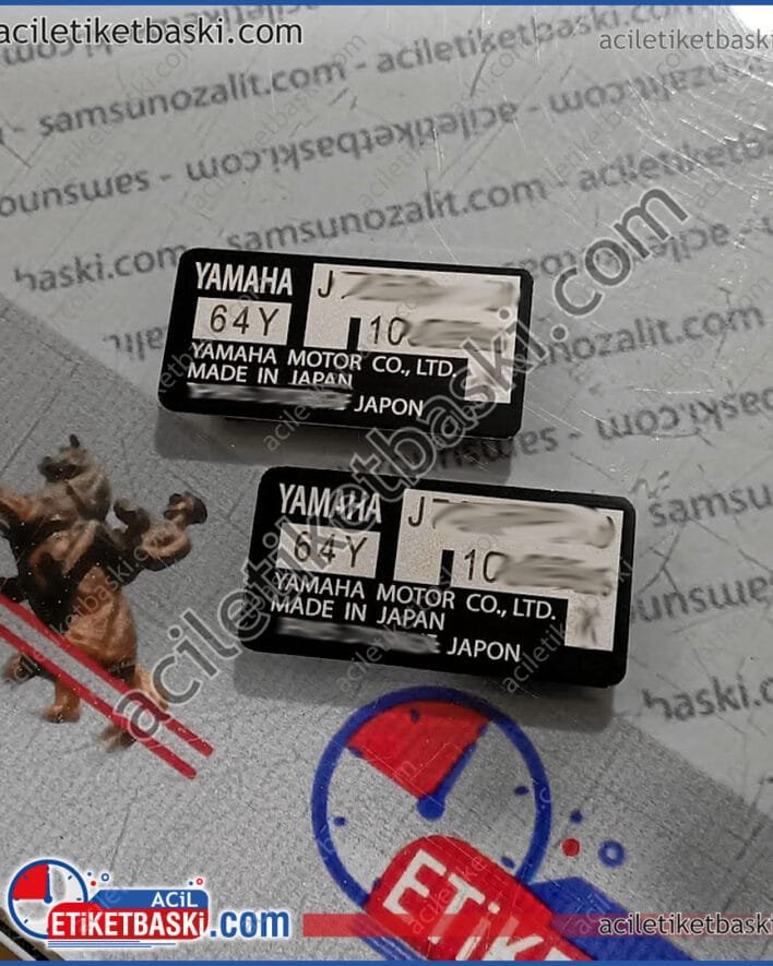 Yamaha motor için etiket baskısı, deniz motoru, dıştan takma, kaliteli, paslanmaz metal, hızlı üretim, aynı gün gönderim, acil metal etiket baskı merkezi, deniz suyuna dayanıklı, muayeneden geçer, yönetmeliğe uygun