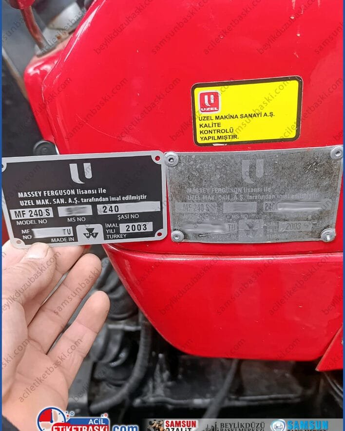 massey ferguson şasi no baskı, silinen traktör etiketi, vin etiket üretimi, massey ferguson seri numarası, paslanmaz traktör etiketi, restorasyon etiketleri, muayene uyumlu traktör etiketi, traktör kimlik levhası