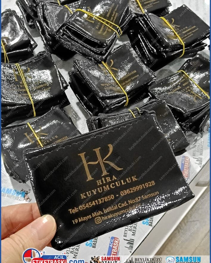 kuyumcu cüzdanı baskısı, deri cüzdan lazer kazıma, kuyumcu çantası logo baskı, sarrafiye cüzdanı markalama, suni deri lazer baskı, kalıcı deri baskısı, kuyumcu promosyon ürünleri, deri çanta isim yazma